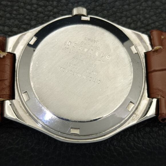 Vintage 1984 Citizen Automatic Mens Silver Watch W/daydate & Red accents - Picture 8 of 10